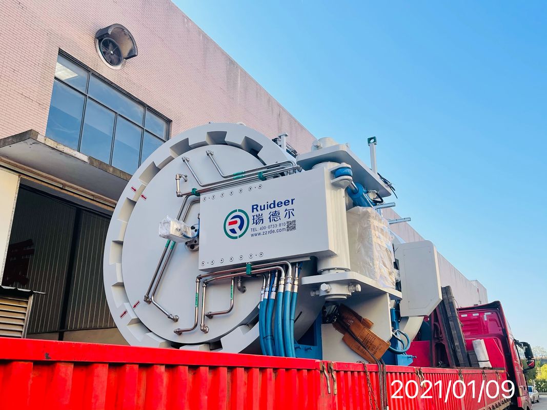 OHSAS 18001 Vacuum Heat Treatment Furnace For Alloy Materials